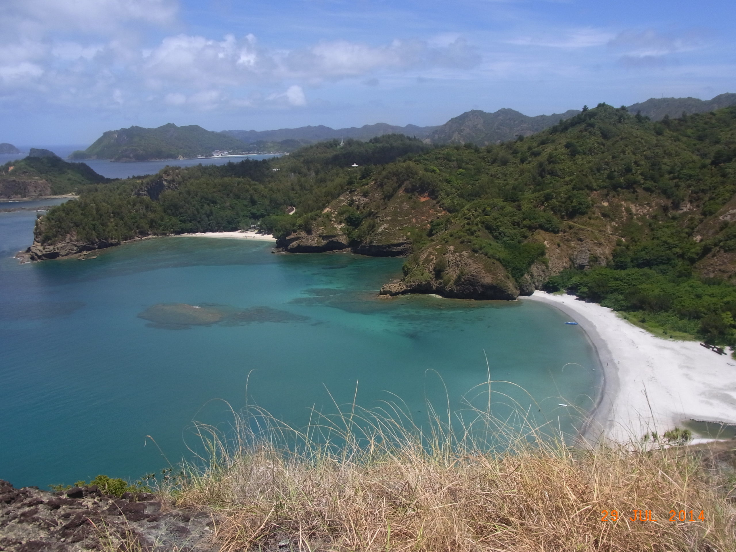 小港海岸 小笠原で１番オススメなビーチ ヤドカリもいる 小笠原ナビ おがなび